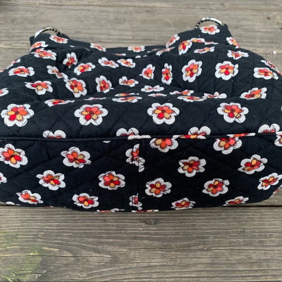 Vera Bradley Beautiful Black/Red Tote Bag!! EUC ❤️ - Picture 4 of 8